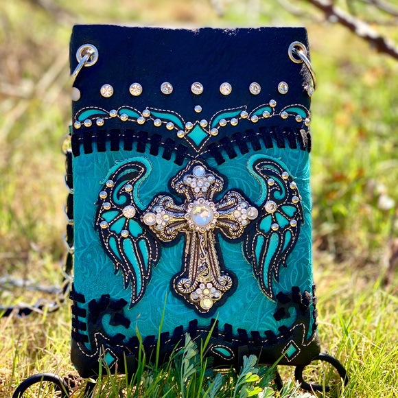 Designer fashion handbag - Picture 2 of 4